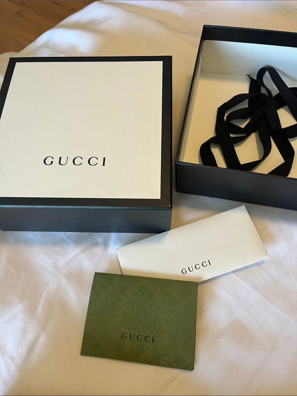 Gucci mens leather